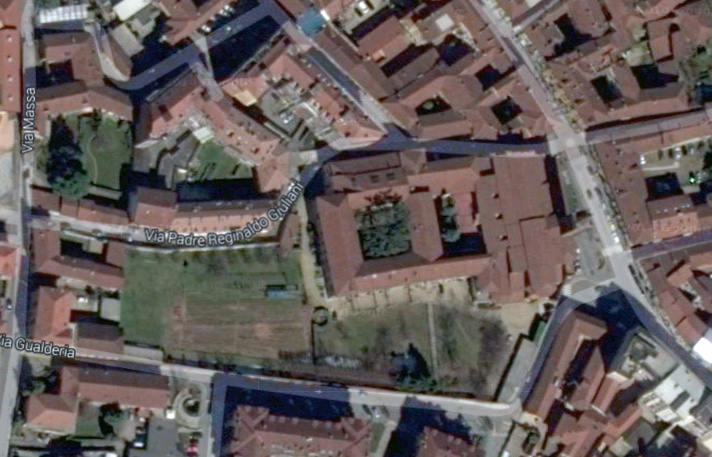 RESTI DI STRUTTURE MURARIE PERTINENTI AD EDIFICI MEDIEVALI (strutture murarie, luogo di attività produttiva) - Chieri (TO)  (inizio Basso Medioevo)