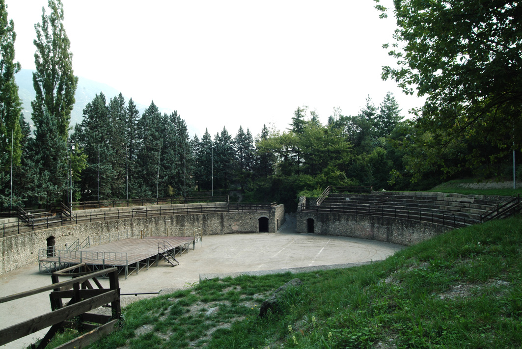 ANFITEATRO DI SEGUSIUM (anfiteatro, luogo ad uso pubblico) - Susa (TO)  (metà/ fine Eta' romana imperiale)