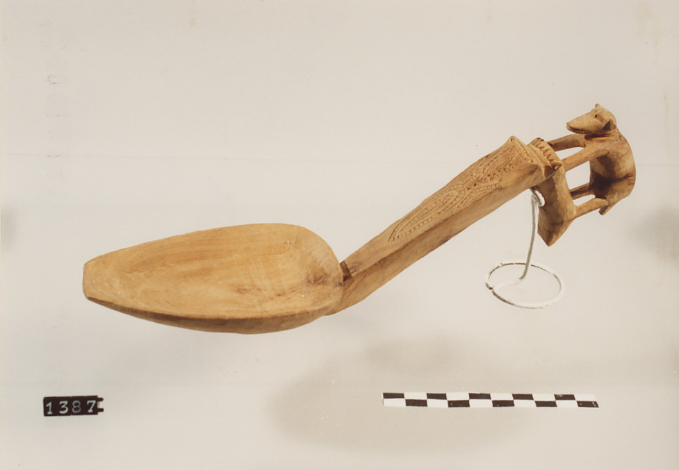 CUCCHIAIO PER RICOTTA, utensili per la pastorizia - artigianato pastorale (sec. XX seconda metà)