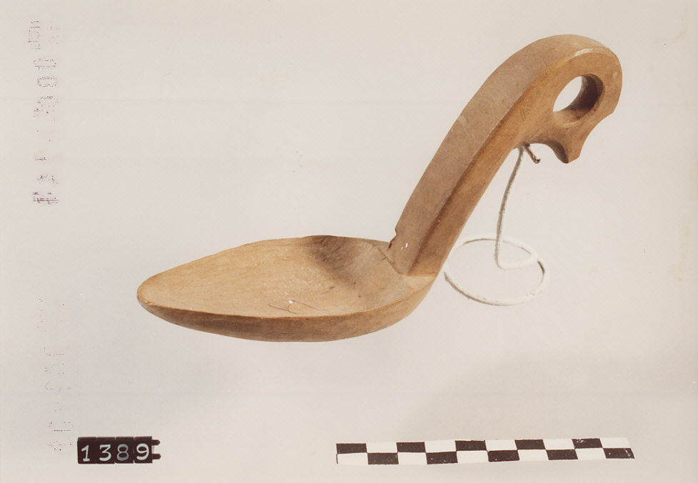 CUCCHIAIO PER RICOTTA, utensili per la pastorizia - artigianato pastorale (sec. XX metà)