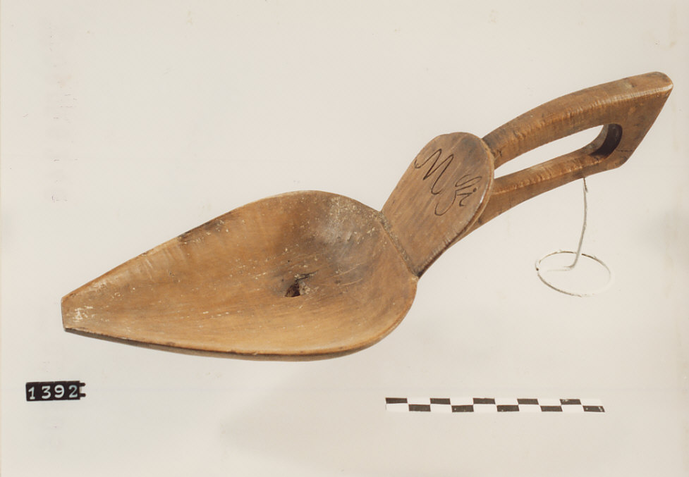 CUCCHIAIO PER RICOTTA, utensili per la pastorizia - artigianato pastorale (sec. XX metà)