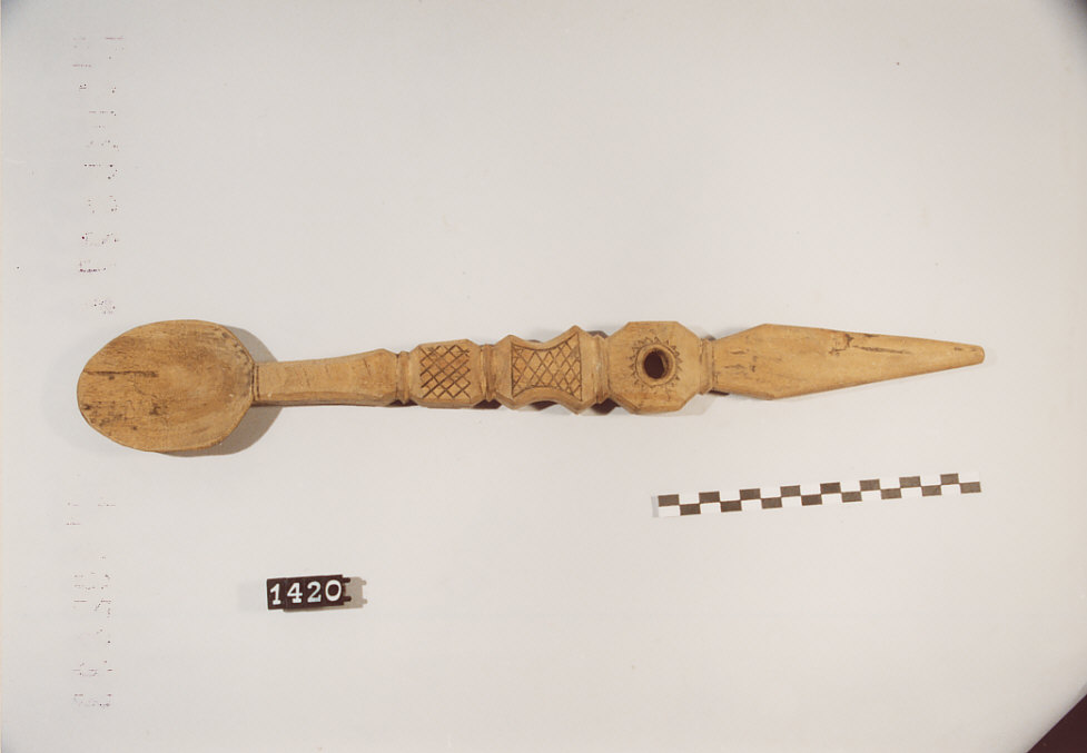 CUCCHIAIO, utensili da cucina - artigianato pastorale (sec. XX seconda metà)