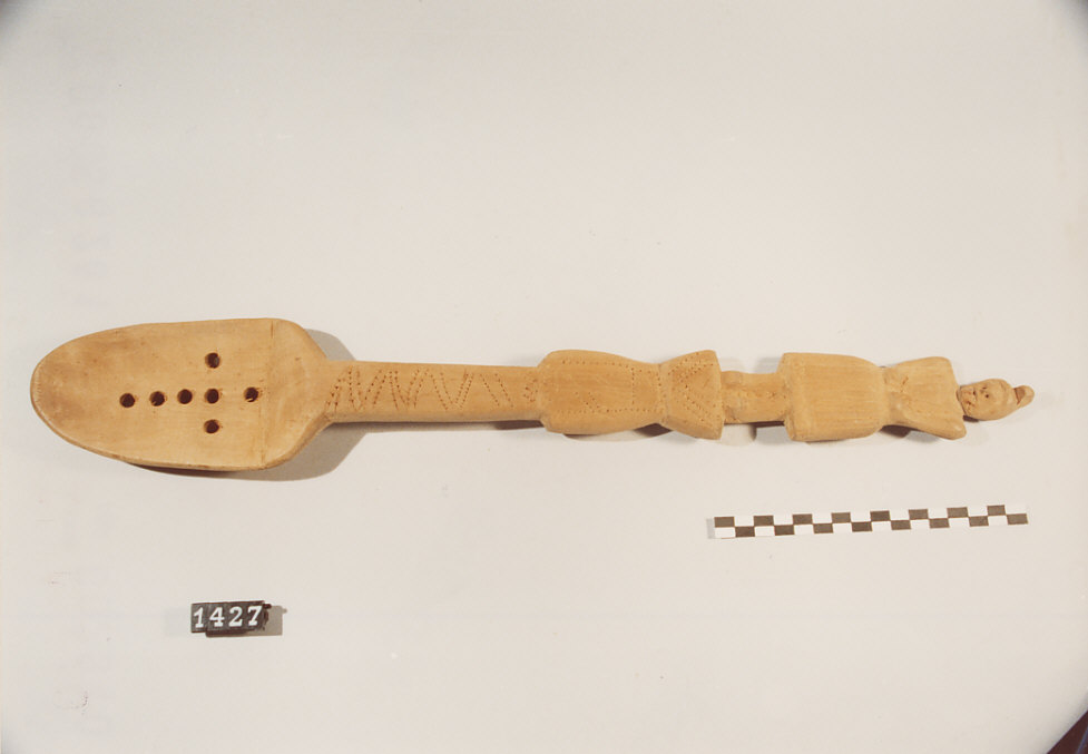 CUCCHIAIO, utensili da cucina - artigianato pastorale (sec. XX seconda metà)