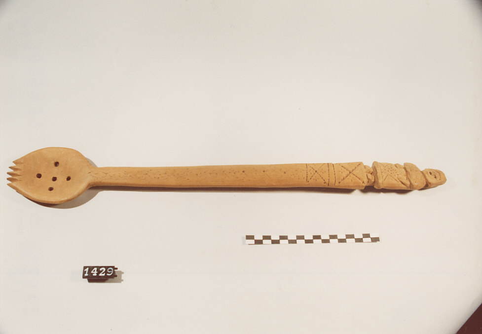 CUCCHIAIO, utensili da cucina - artigianato pastorale (sec. XX seconda metà)