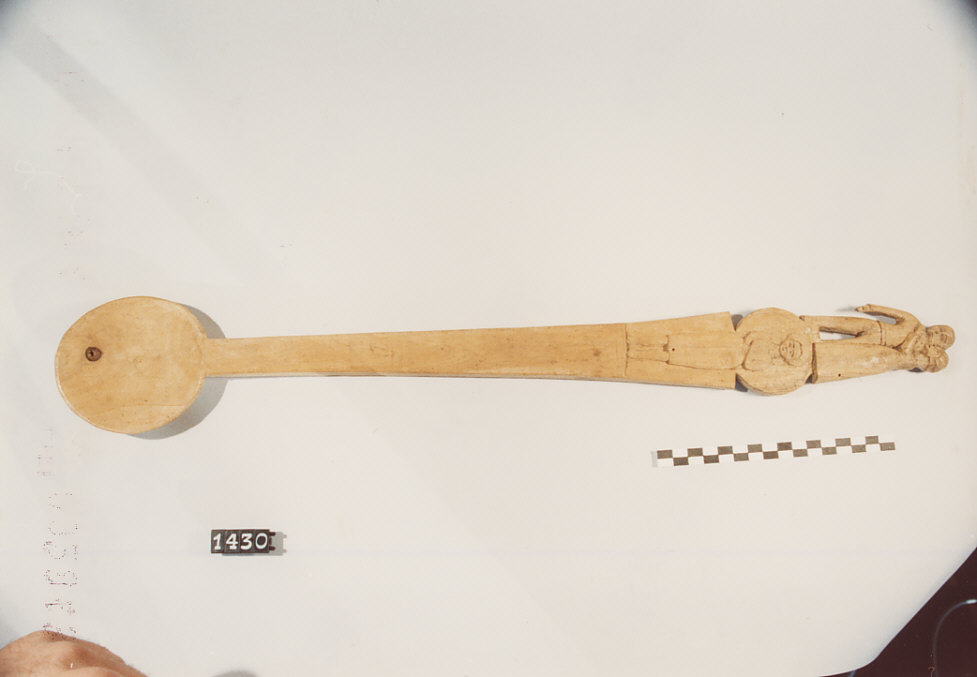 CUCCHIAIO, utensili da cucina - artigianato pastorale (sec. XX seconda metà)