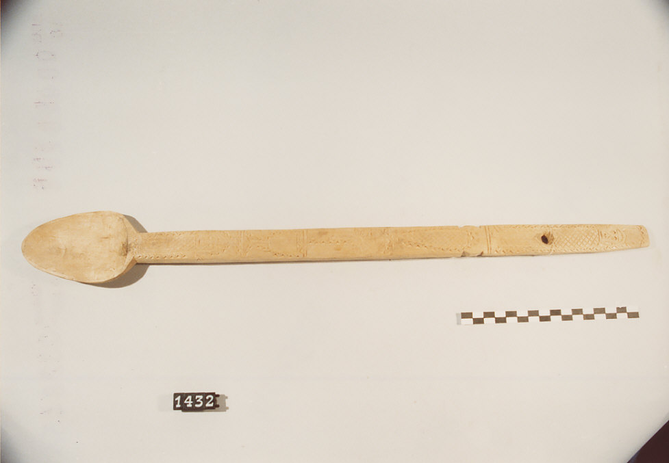 CUCCHIAIO, utensili da cucina - artigianato pastorale (sec. XX seconda metà)