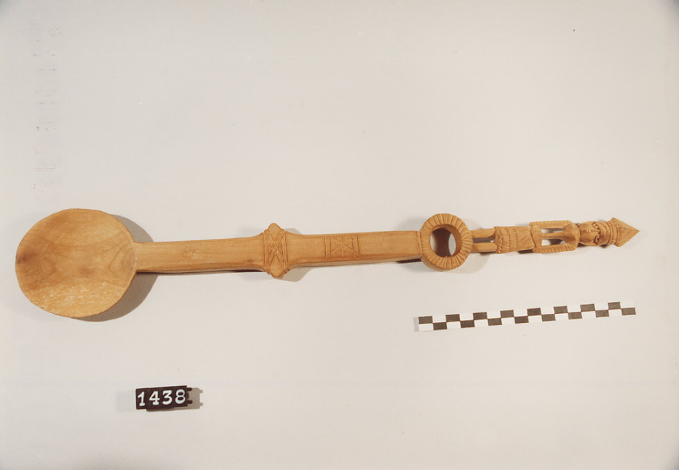 CUCCHIAIO, utensili da cucina - artigianato pastorale (sec. XX seconda metà)