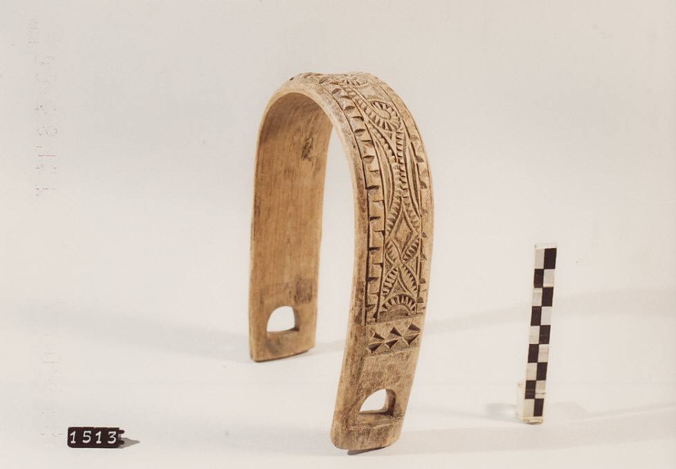 COLLARE PER OVINI E CAPRINI, utensili per la pastorizia di Sciglitano Giovanni - artigianato pastorale (1970)