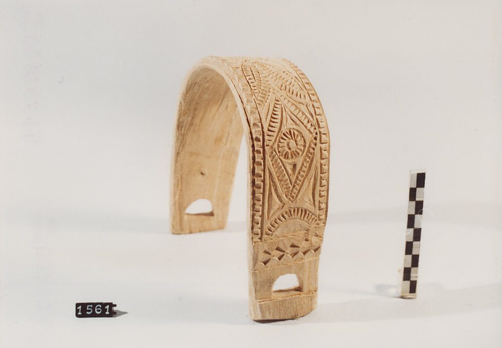 COLLARE PER OVINI E CAPRINI, utensili per la pastorizia - artigianato pastorale (1976)