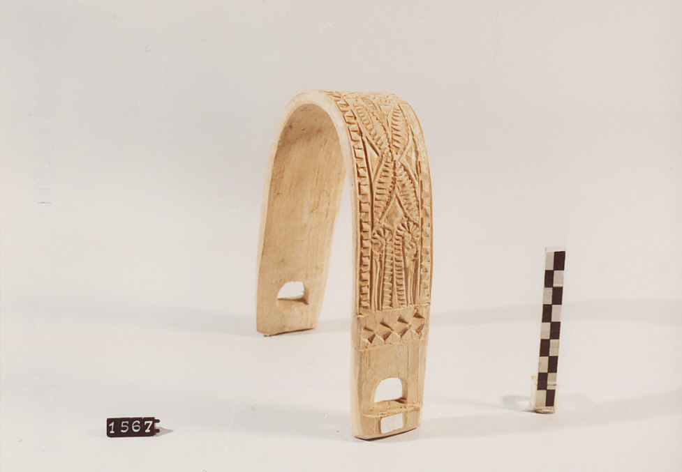 COLLARE PER OVINI E CAPRINI, utensili per la pastorizia - artigianato pastorale (sec. XX terzo quarto)