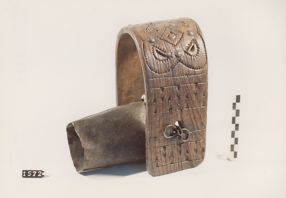 COLLARE PER OVINI E CAPRINI, utensili per la pastorizia - artigianato pastorale (sec. XX prima metà)