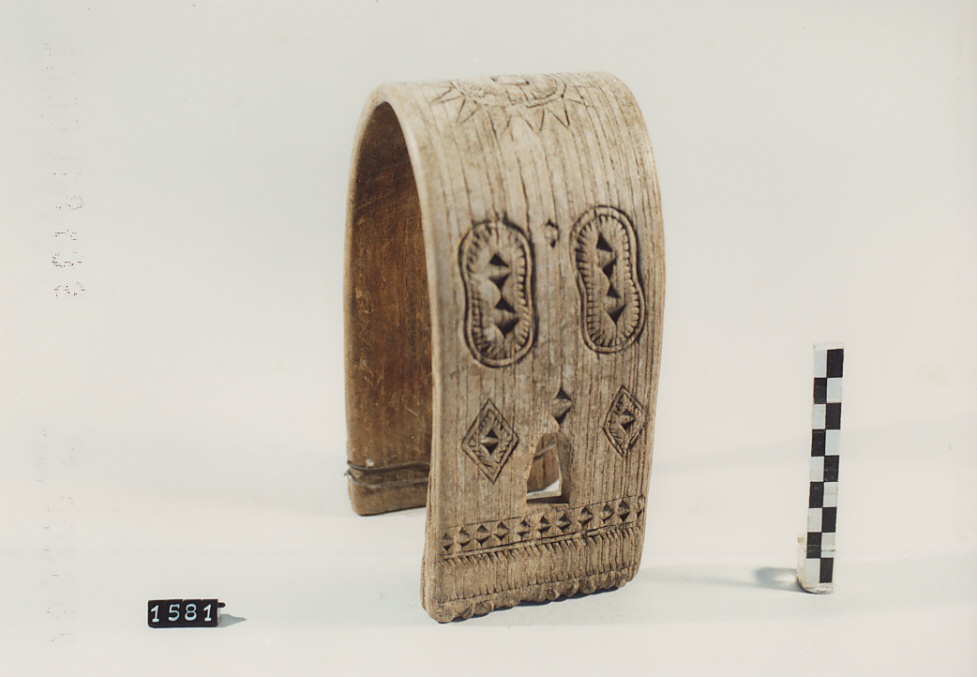 COLLARE PER OVINI E CAPRINI, utensili per la pastorizia - artigianato pastorale (sec. XX prima metà)