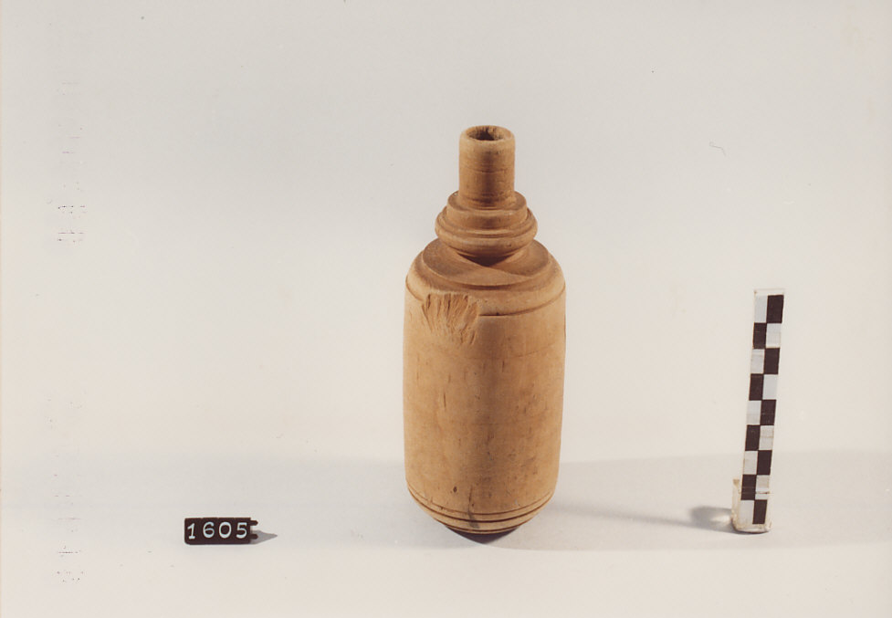 FIASCA PER POLVERE DA SPARO, utensili per la caccia - artigianato pastorale (sec. XX prima metà)