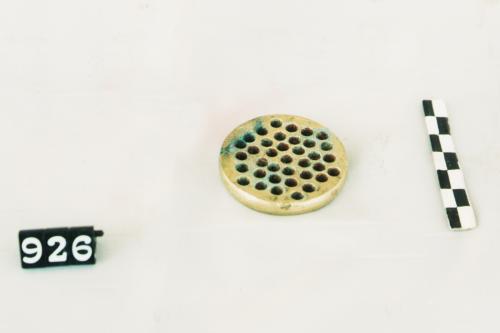 disco per macchina della pasta, utensili domestici - bottega calabrese (sec. XX prima metà, da 1900 a 1949)