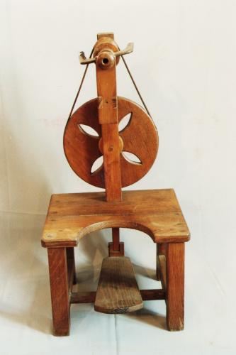 filatoio a pedale, filatoi, strumenti da lavoro - artigianato agro-pastorale (sec. XX inizio, da 1900 a 1910)
