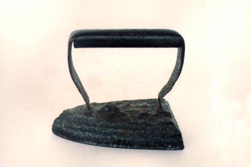 ferro da stiro, ferri da stiro, utensili da lavoro - bottega calabrese (sec. XIX fine - sec. XX inizio, da 1890 a 1910)