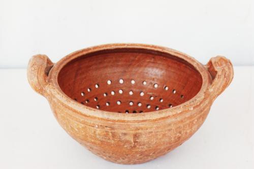 colapasta, vasellame, utensili domestici - artigianato agro-pastorale (sec. XX prima metà, da 1900 a 1949)