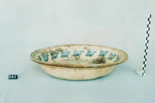 piatto, piatti, vasellame da cucina - bottega calabrese (sec. XX prima metà, da 1900 a 1949)