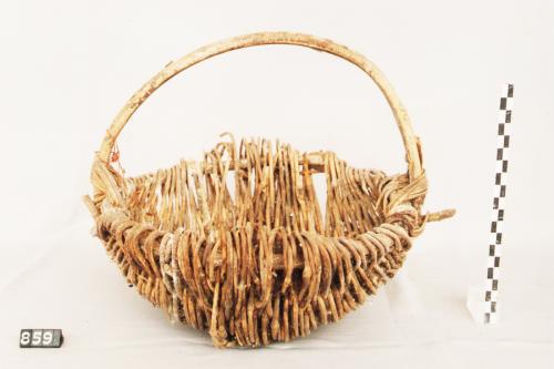 cestino, cesti, utensili domestici - artigianato agro-pastorale (sec. XX prima metà, da 1900 a 1949)