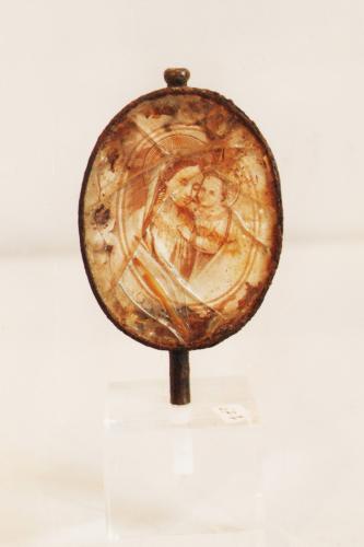 Madonna con Bambino (immagine sacra, immagini sacre, utensili domestici) - artigianato agro-pastorale (sec. XIX fine - sec. XX inizio, da 1890 a 1910)