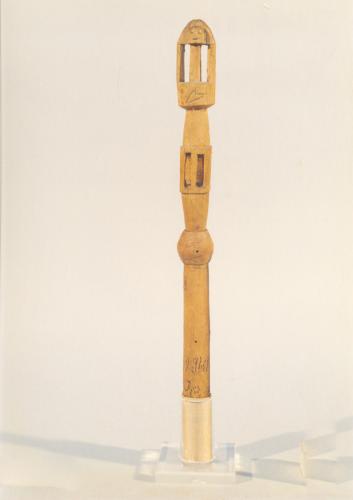 figura femminile (conocchia, conocchie, strumenti da lavoro) - artigianato pastorale (sec. XX prima metà, 1934)