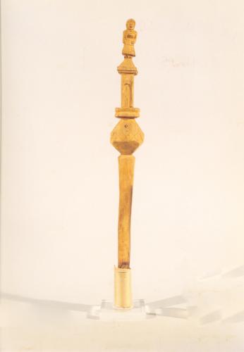 figure femminili (conocchia, conocchie, strumenti da lavoro) - artigianato pastorale (sec. XX, da 1900 a 1999)