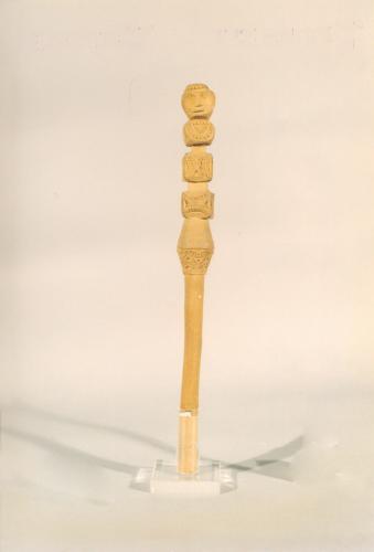 figure femminili (conocchia, conocchie, strumenti da lavoro) - artigianato pastorale (sec. XX seconda metà, da 1950 a 1999)