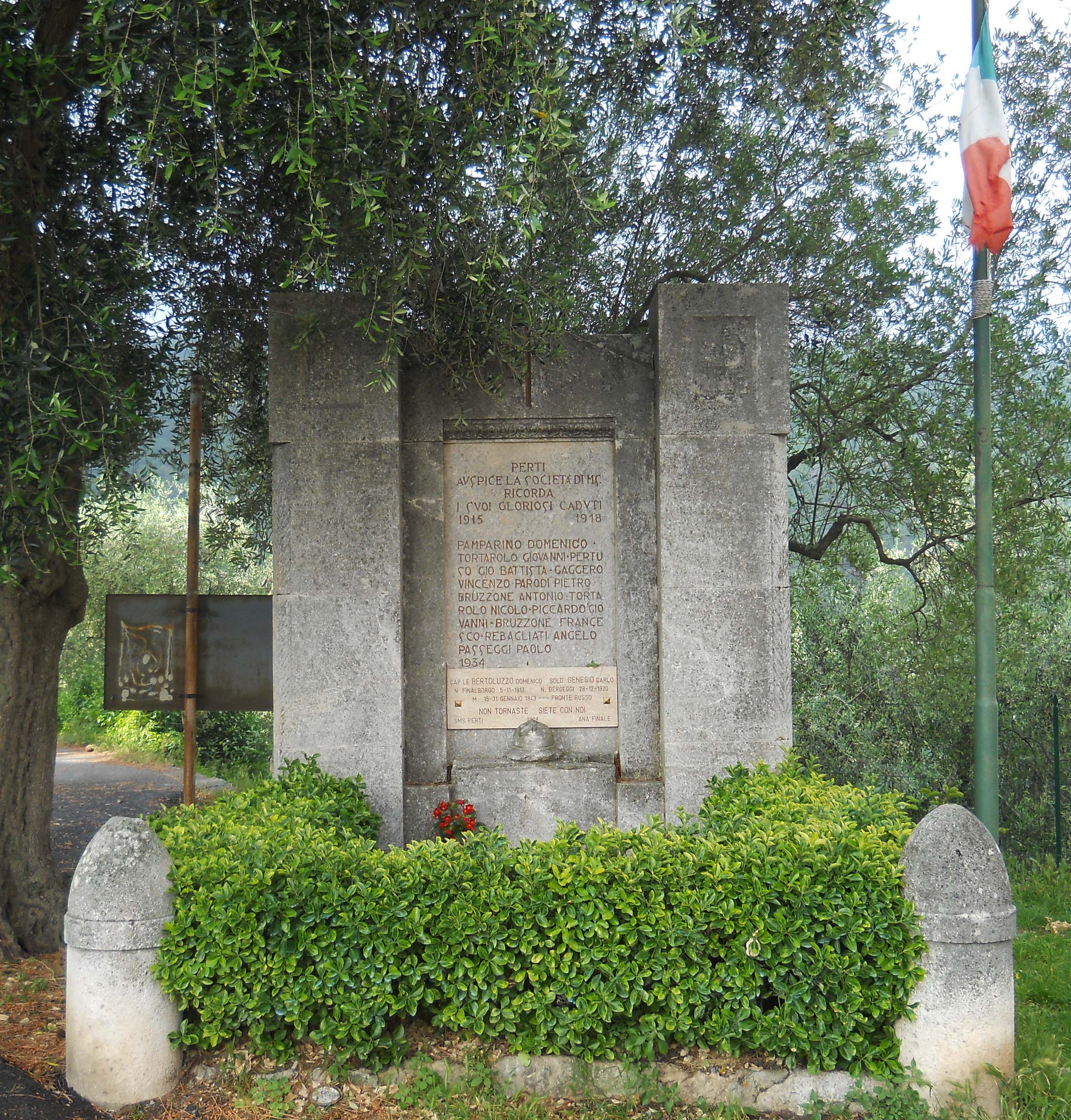elmetto, spada e fucile (monumento ai caduti) - ambito ligure (prima metà XX)