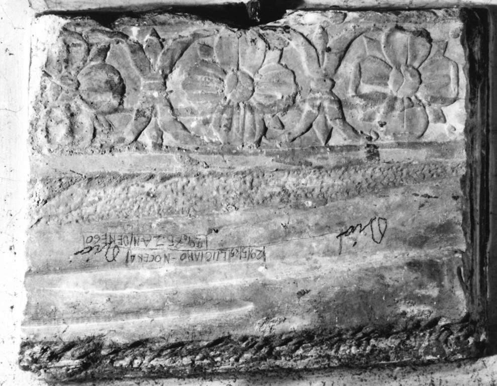 rilievo, frammento - maestranze romane (fine/inizio secc. XIV/ XV)
