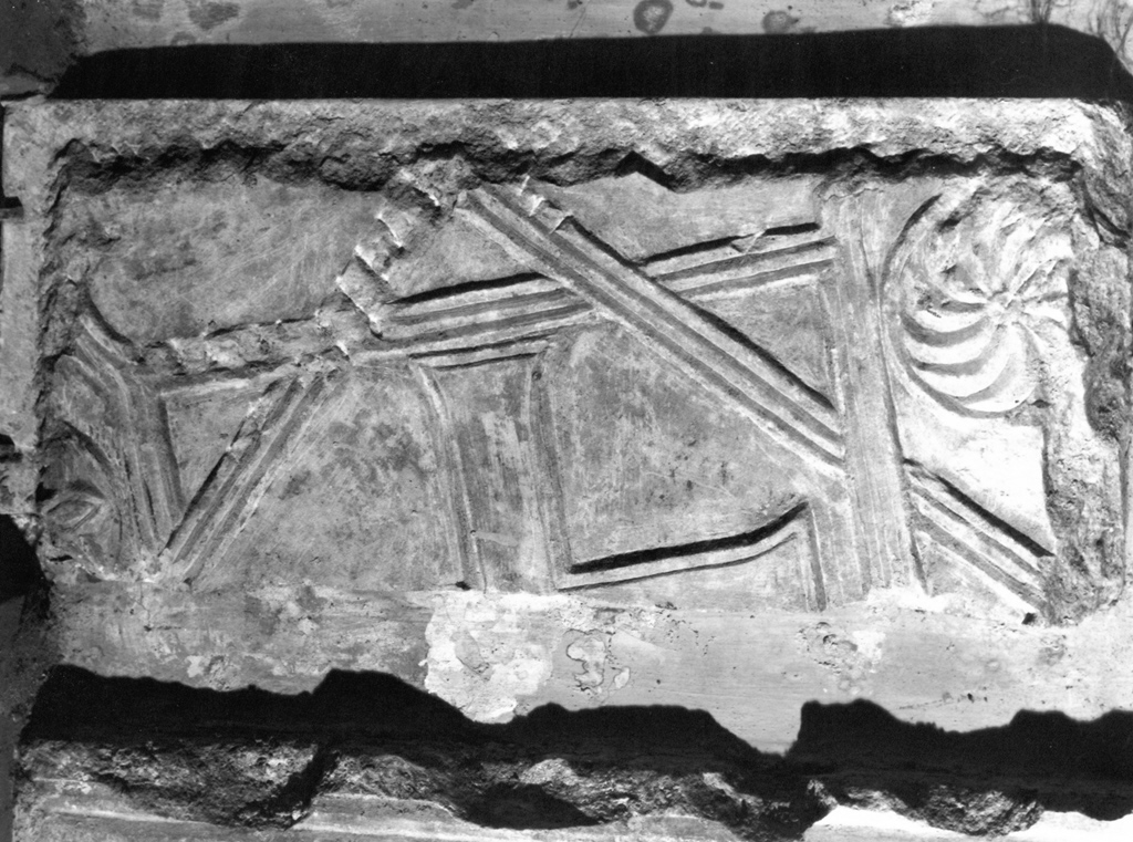 lastra, frammento - bottega romana (sec. IX)