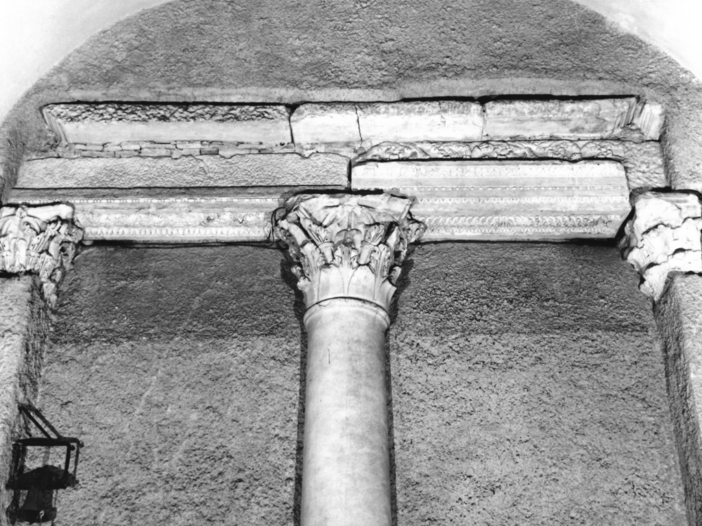 decorazione plastico-architettonica - produzione romana (secc. III/ IV, sec. IX)