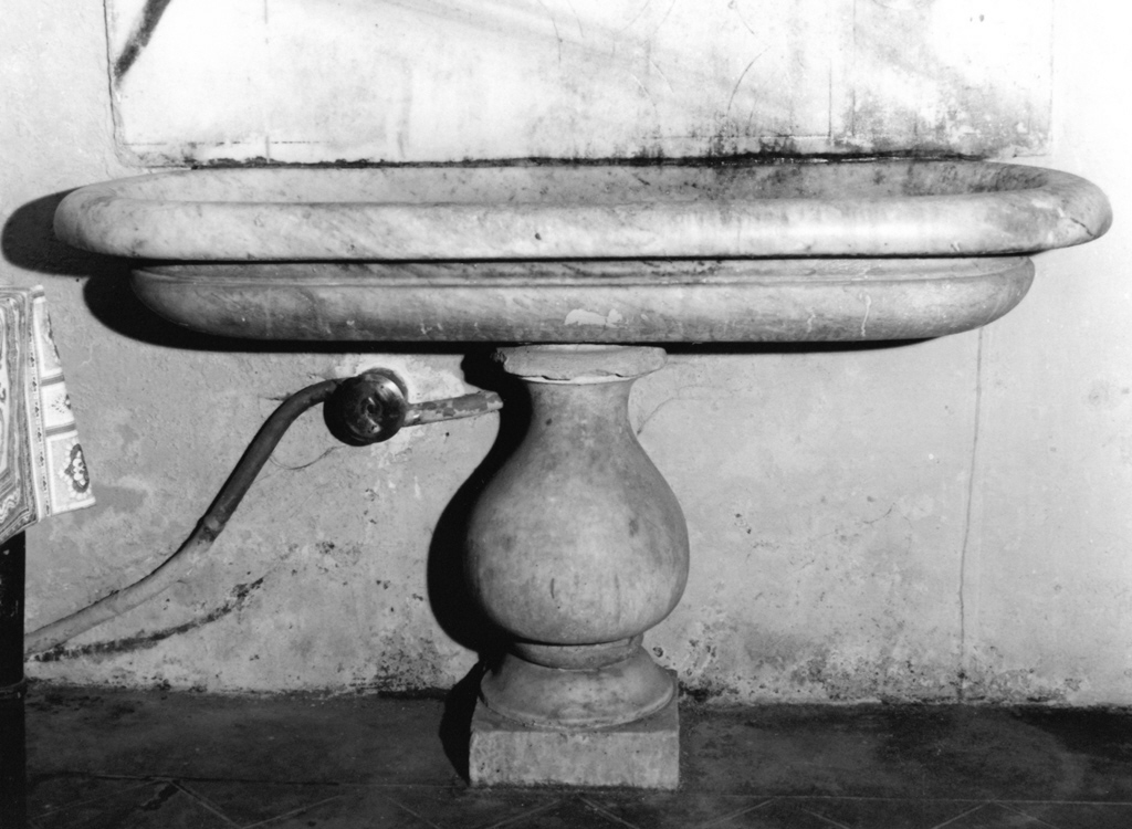 lavabo - bottega romana (sec. XVII)