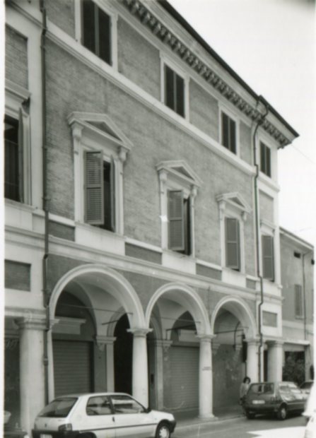 palazzo, privato - Cento (FE) 