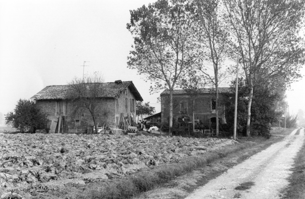 C. Via Guazzaloca IV (insediamento agricolo, a corpi separati) - Cento (FE) 