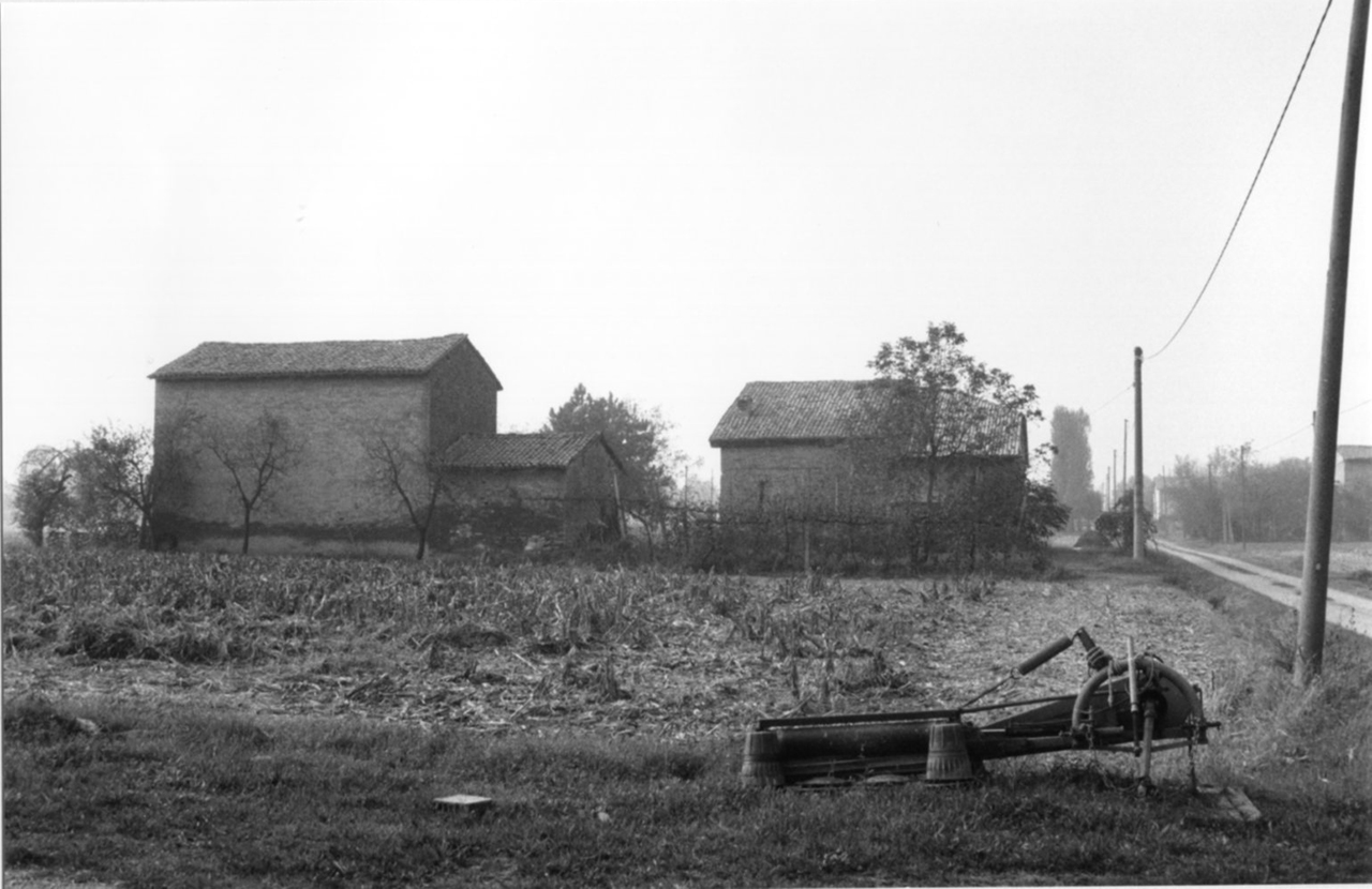 C. Via Guazzaloca III (insediamento agricolo, a corpi separati) - Cento (FE) 