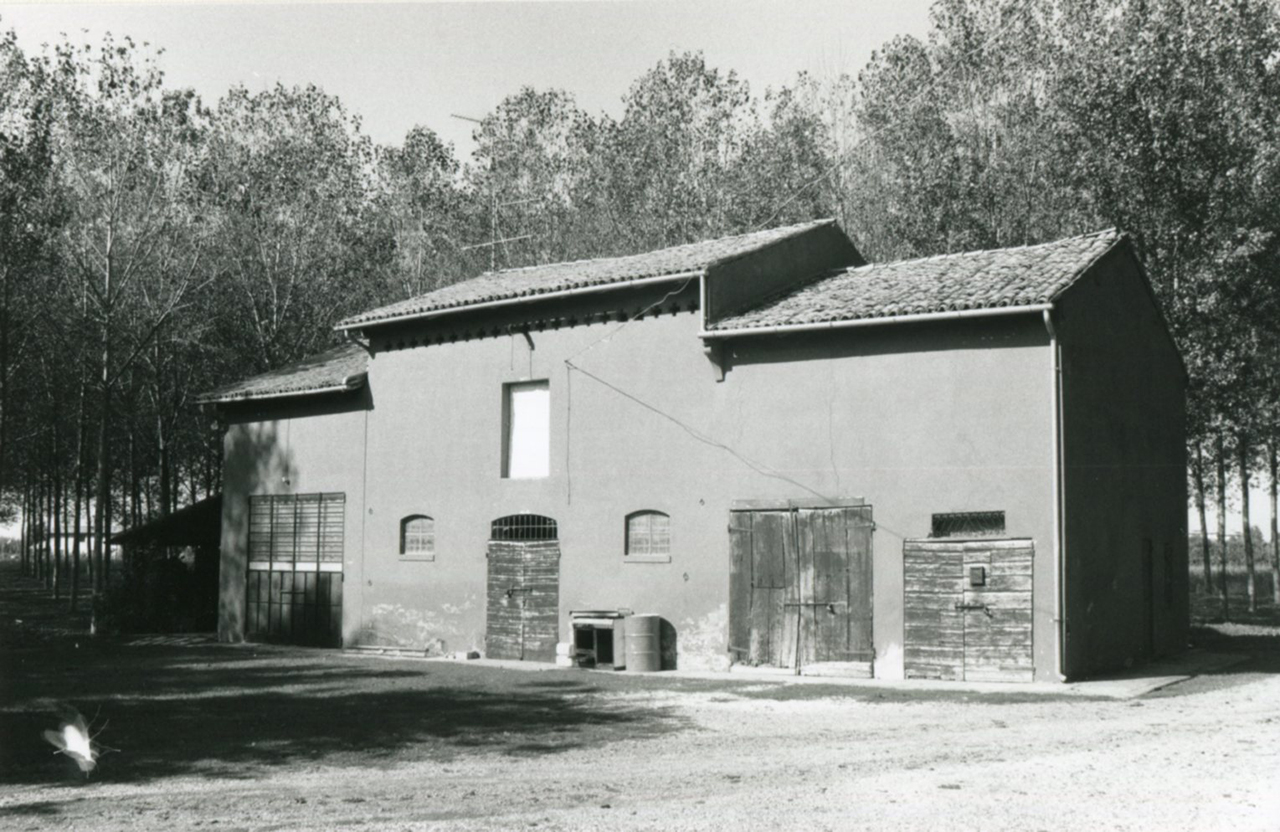 C. Predio di Sopra (casella-magazzino) - Cento (FE) 