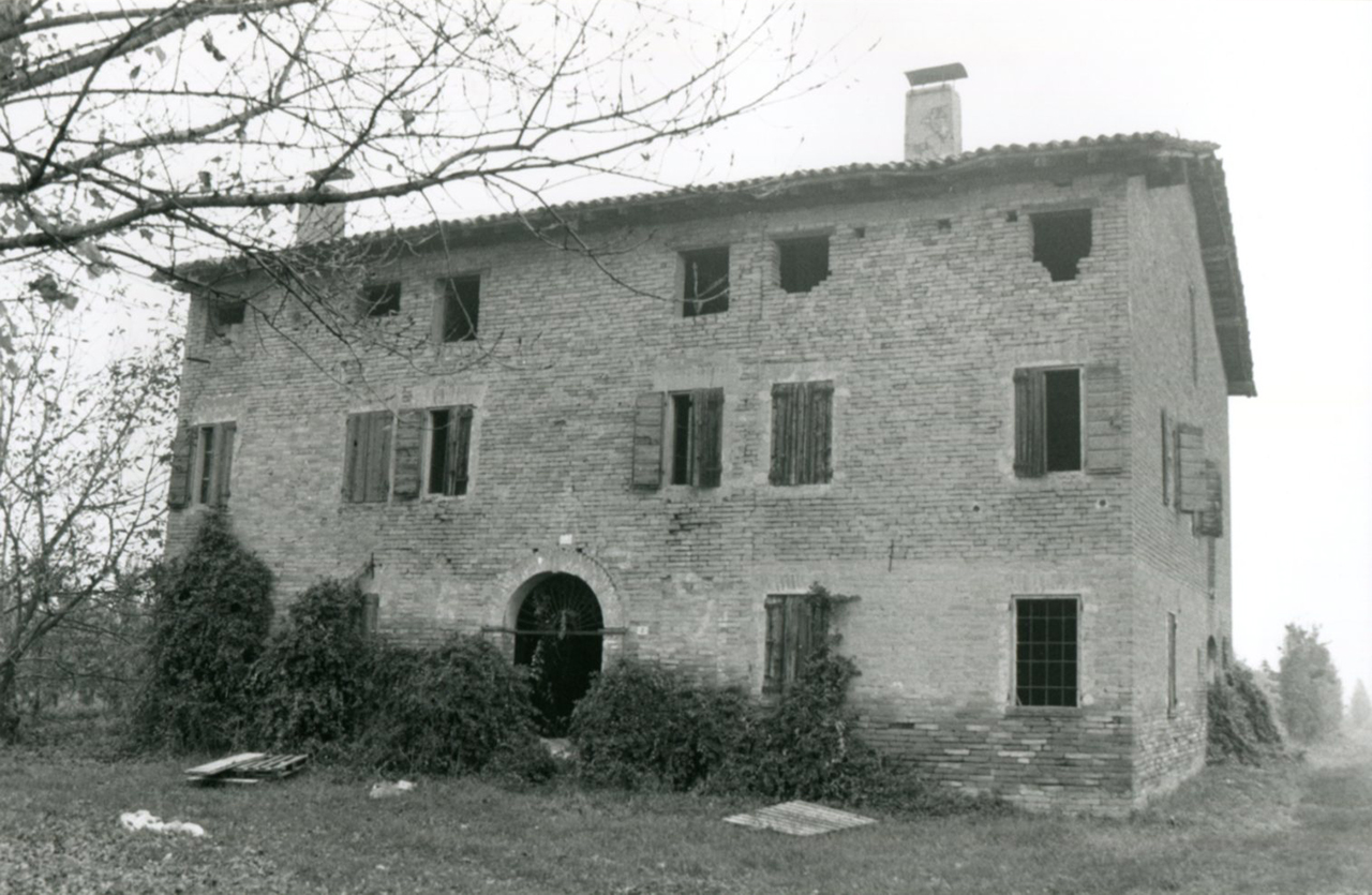 C. Via Colombara (casa, rurale) - Cento (FE) 