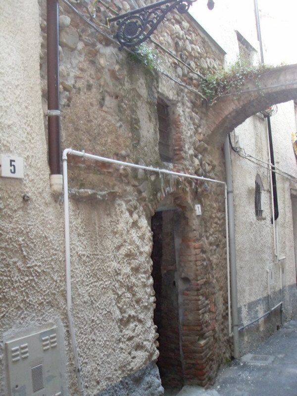 Magazzino in Loc. Bastia (magazzino) - Albenga (SV) 