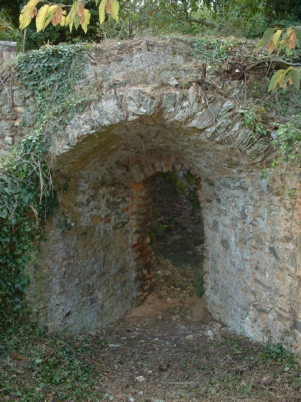 Antica Fornace da calce con annesso terreno (fornace, a calce) - Noli (SV) 