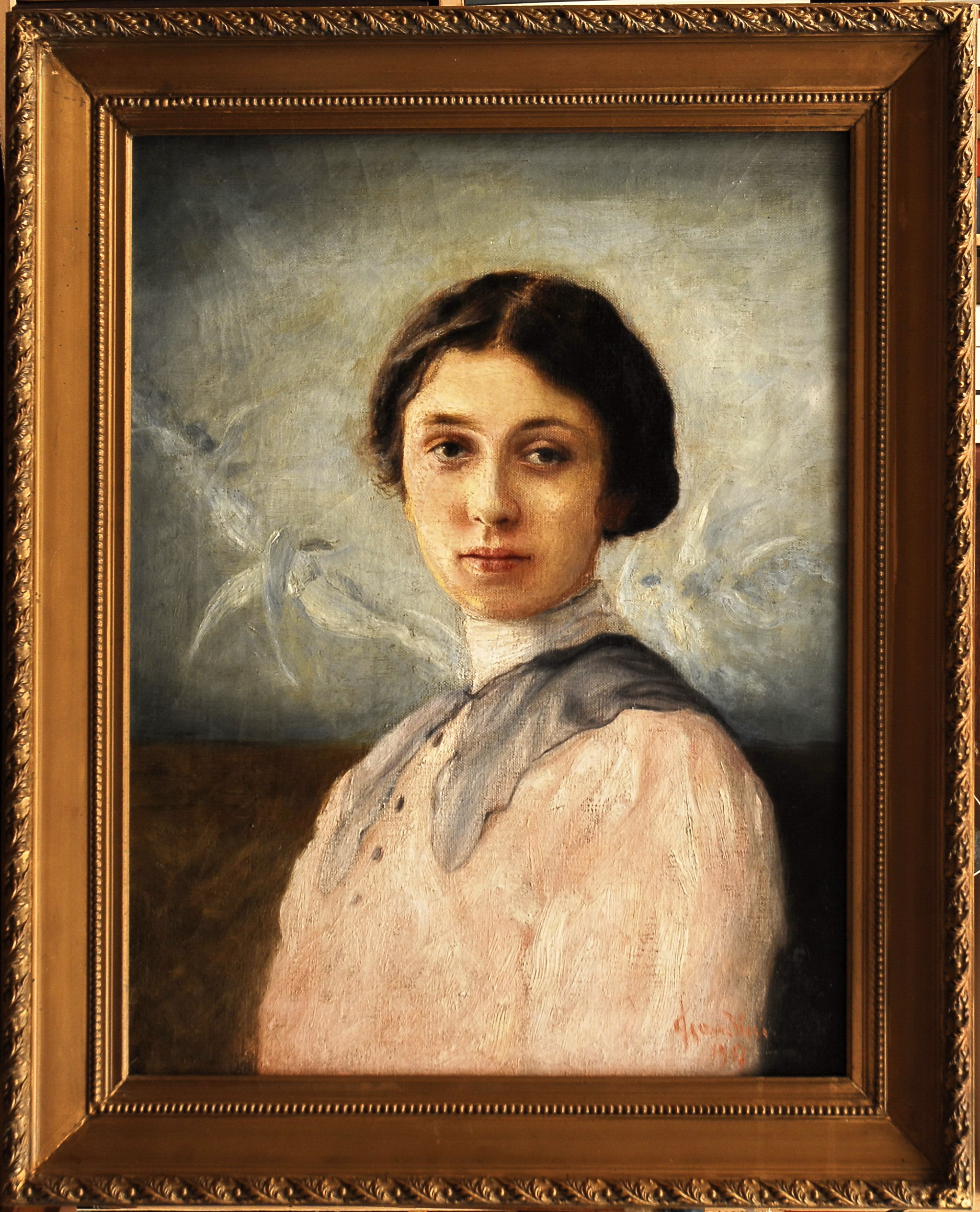 Ritratto di giovane donna, ritratto di donna (dipinto, opera isolata) di Gandini Irma (attribuito) - ambito bergamasco (secondo quarto sec. XX)