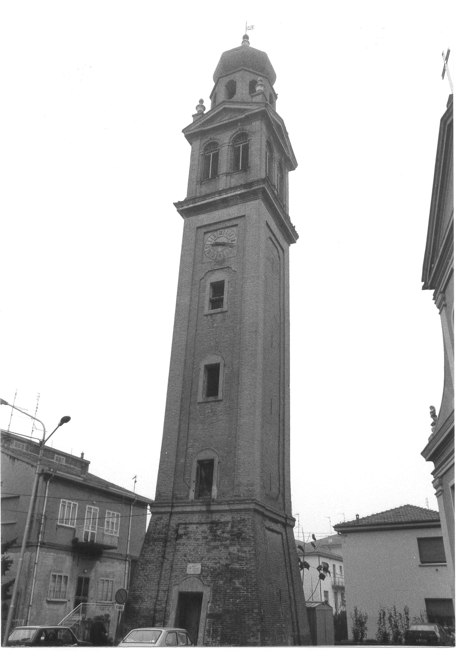 Chiesa della Natività della B.V. Maria (campanile) - Vigarano Mainarda (FE) 