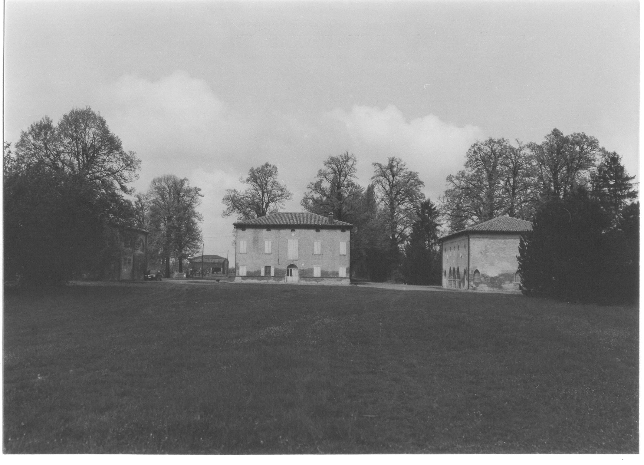 Casino Strozzi (insediamento agricolo a corte aperta) - Vigarano Mainarda (FE) 