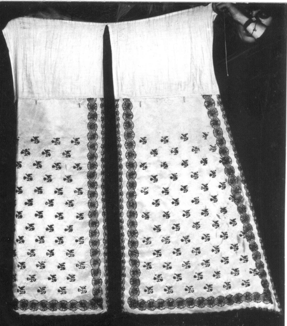 conopeo - manifattura italiana (inizio/ inizio secc. XVIII/ XIX)