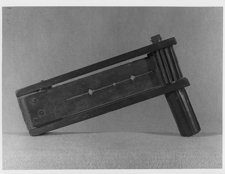 raganella - bottega veneta (sec. XIX)