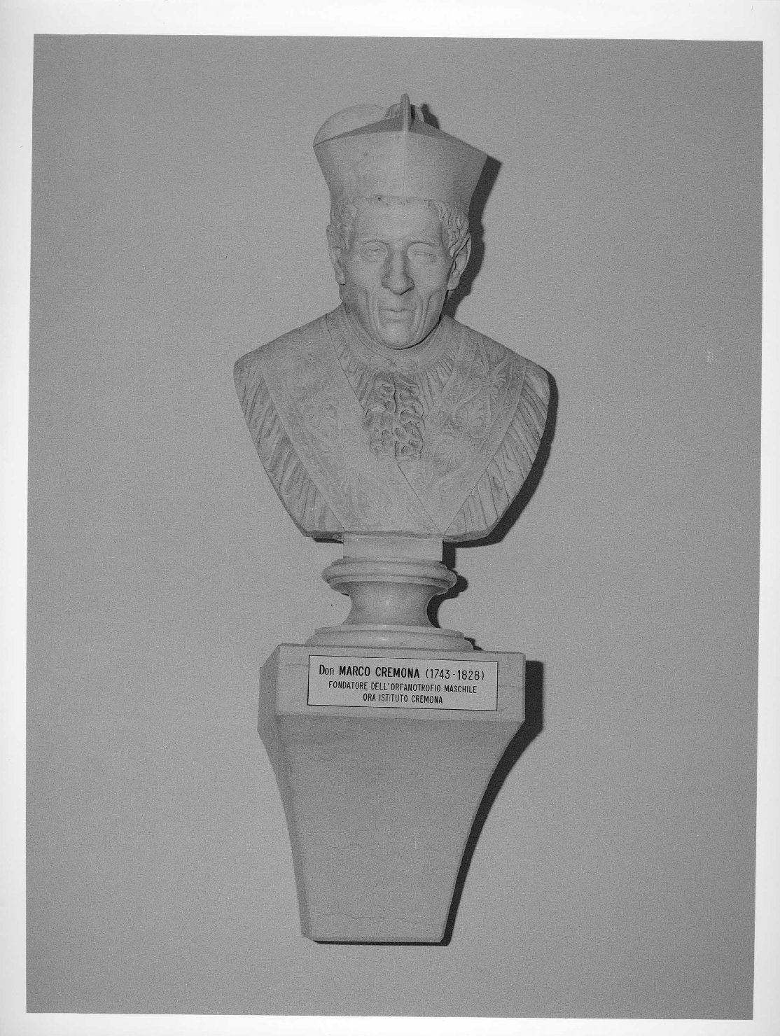 busto ritratto di don Marco Cremona (scultura) di Passarin Domenico (sec. XIX)