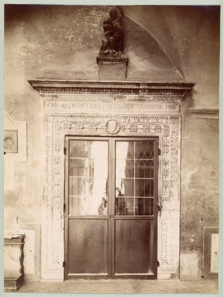 Italia - Emilia Romagna - Bologna - Complesso di Santo Stefano - Portale Sanuti (positivo) di anonimo (fine/ inizio XIX/ XX)