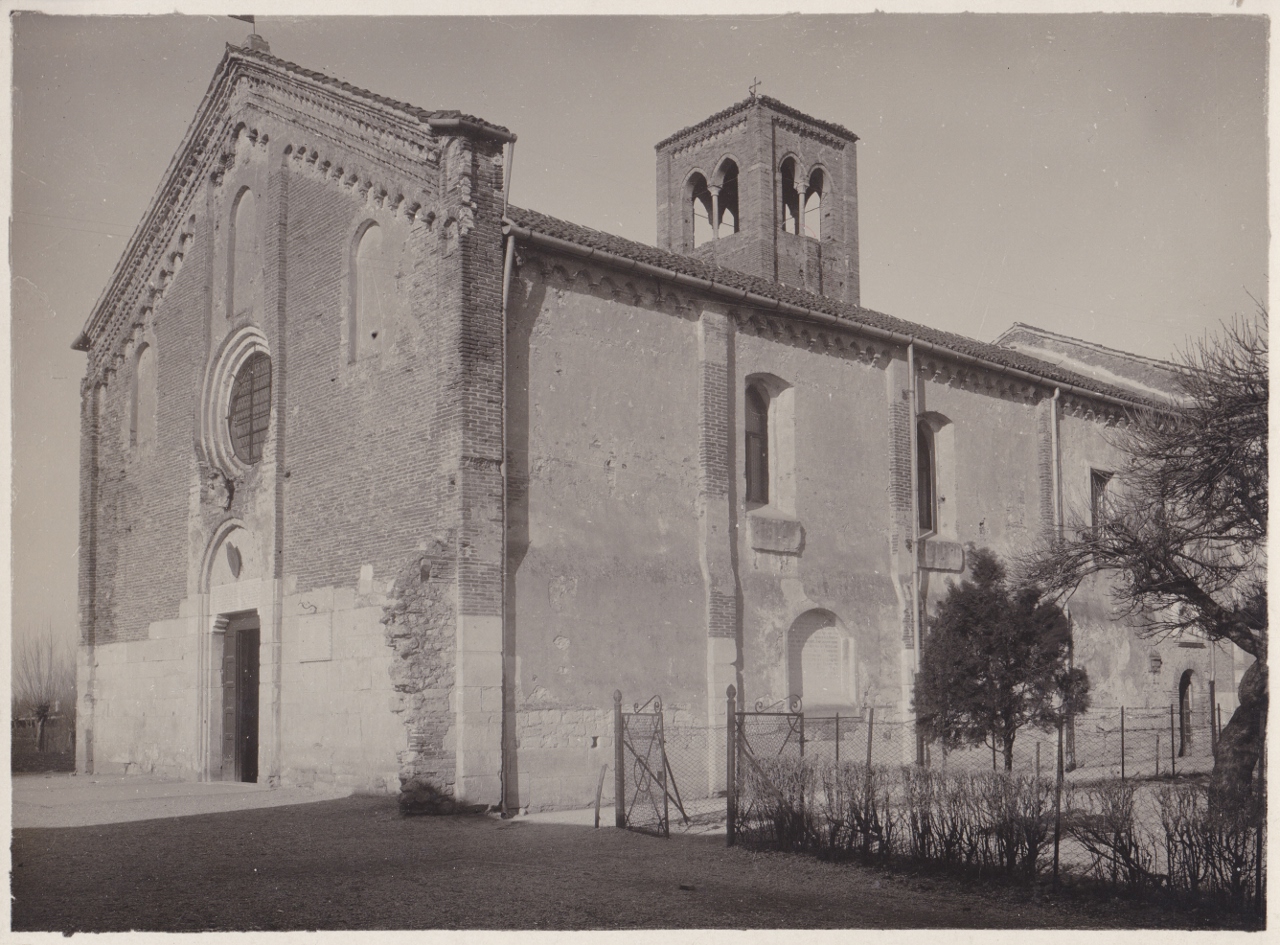 Vicenza - Chiesa di Sant'Agostino. Veduta lato sud (positivo) di Soprintendenza ai Monumenti (attr) (XX)