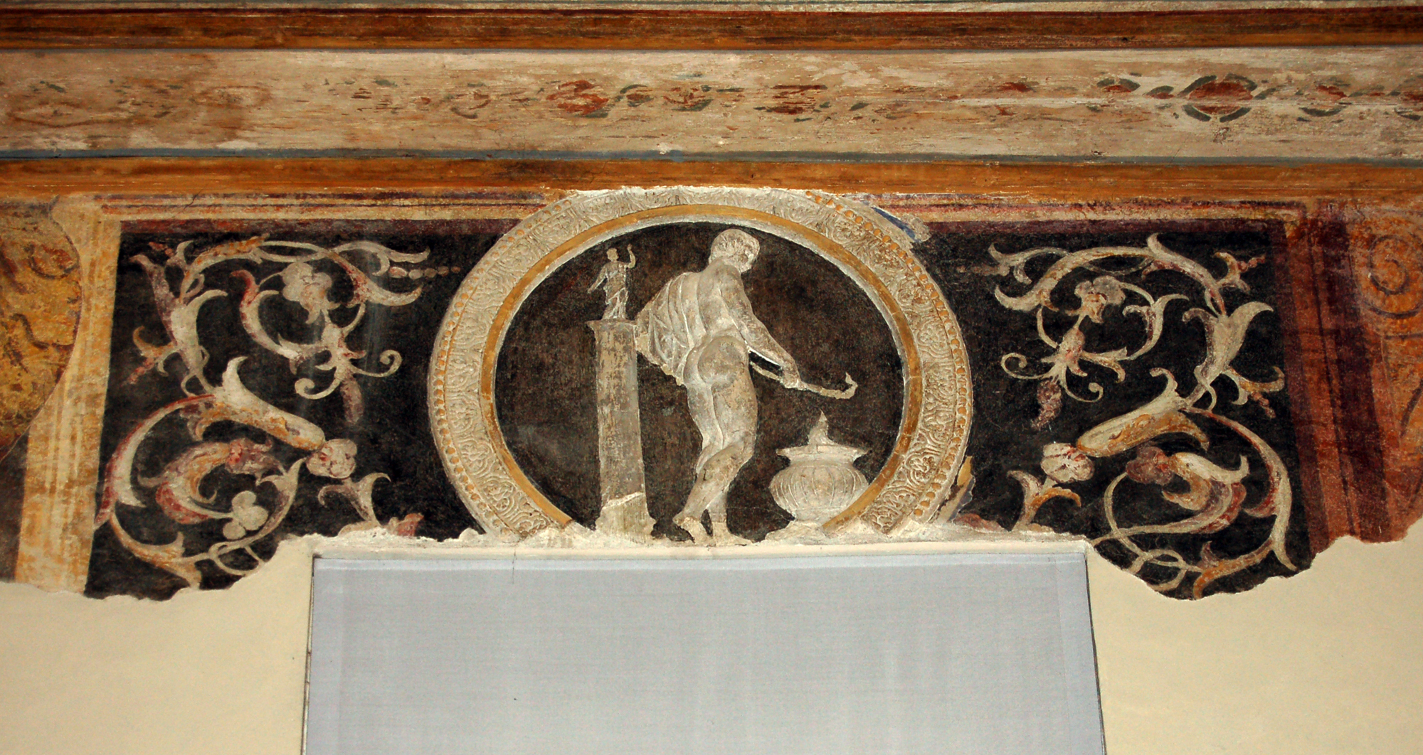 scena di sacrificio a idolo (decorazione plastico-pittorica, elemento d'insieme) di Pippi Giulio detto Giulio Romano (bottega) (sec. XVI)