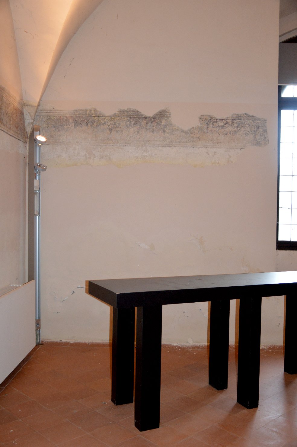 grottesche (fascia ornamentale, frammento) - ambito italiano (secc. XV/ XVI)