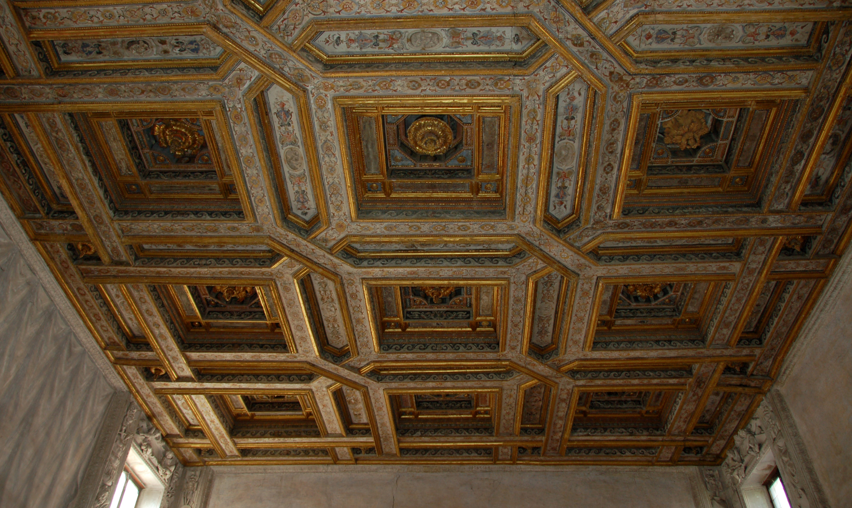 soffitto a cassettoni, elemento d'insieme di Bertani Giovanni Battista detto Brizio (attribuito) - bottega mantovana (seconda metà sec. XVI)